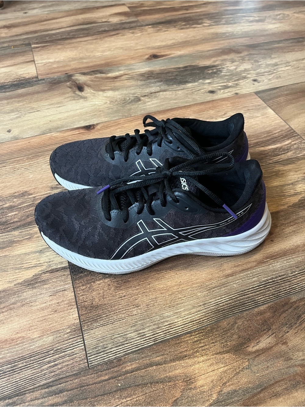 ASICS Gel-Excite 8 Women’s Running Shoes Black Purple Size 8 Athletic Workout